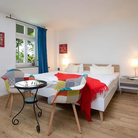 Ferienwohnung Strandlaeufer - Sanssouci * Binz