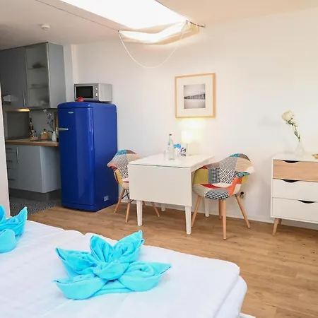 Ferienwohnung Strandlaeufer - Sanssouci Daire