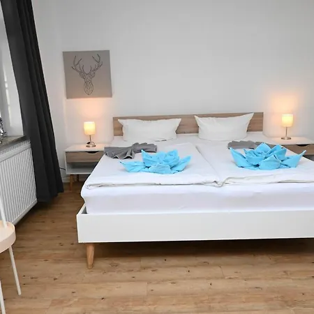 Ferienwohnung Strandlaeufer - Sanssouci Appartement Binz